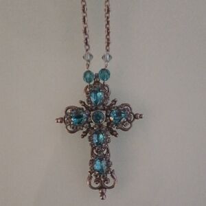 Liz Palacious Swarovski Crystal CROSS Necklace VINTAGE